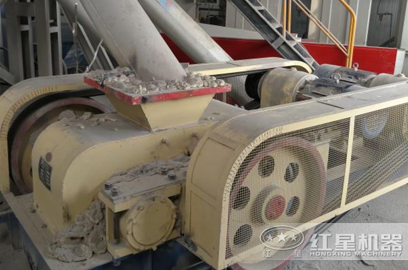 對輥破現(xiàn)場 對輥破現(xiàn)場