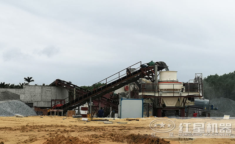 制砂機(jī)現(xiàn)場(chǎng) 制砂機(jī)現(xiàn)場(chǎng)