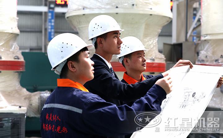 精湛技術(shù)人員現(xiàn)場(chǎng)指導(dǎo)設(shè)備的生產(chǎn)、制造