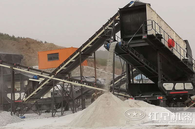 二合一可移動(dòng)的小型碎石機(jī)用戶使用現(xiàn)場